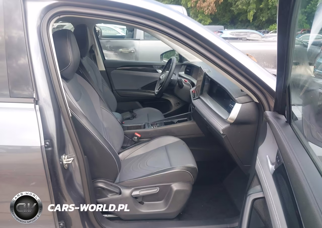 2026 Volkswagen Tiguan Se VIN:3VVER7RM8TM049394 - 5