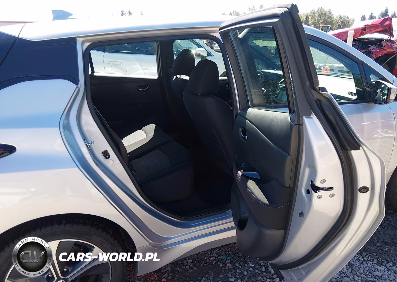 2018 Nissan Leaf Sv VIN:1N4AZ1CP7JC306160 - 8