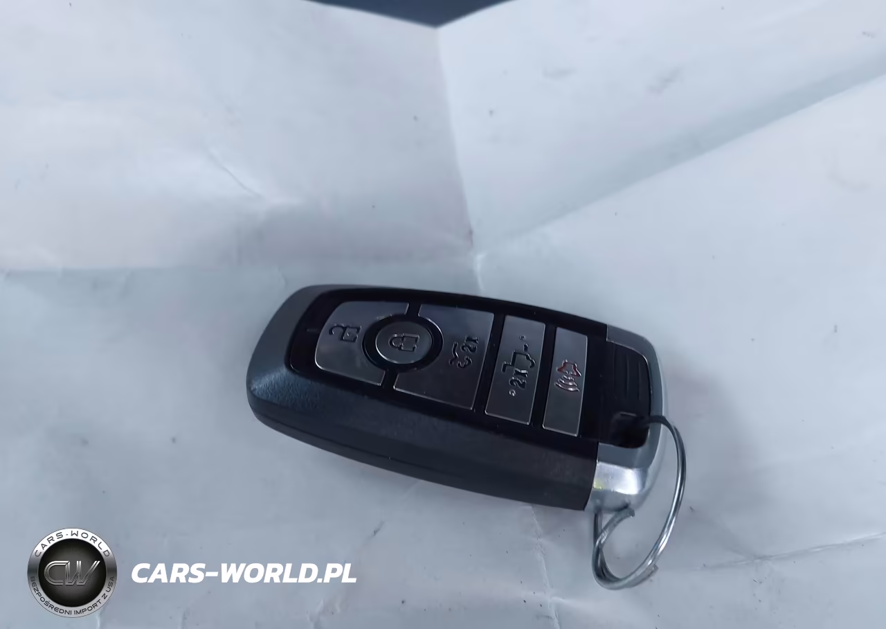 2023 Ford F-150 Lightning Lariat VIN:1FT6W1EV2PWG56579 - 11