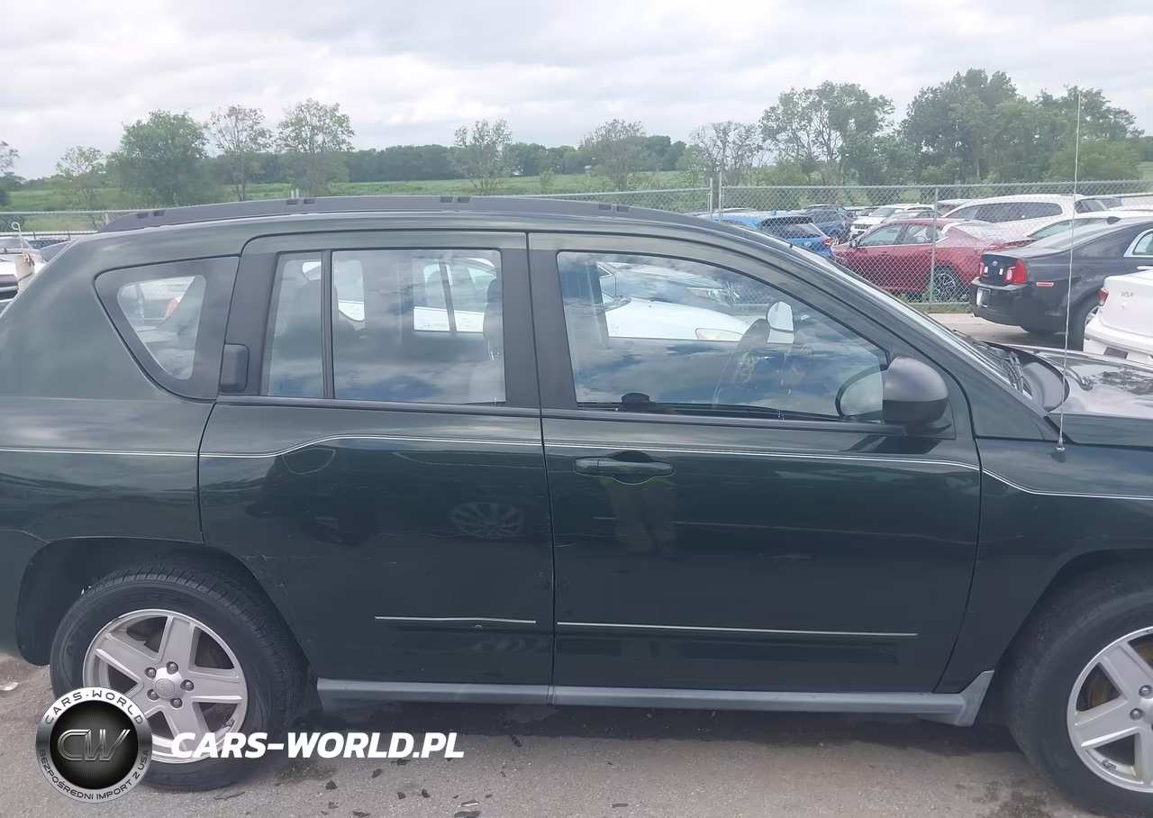 2010 Jeep Compass Sport VIN:1J4NT4FB1AD612242 - 13