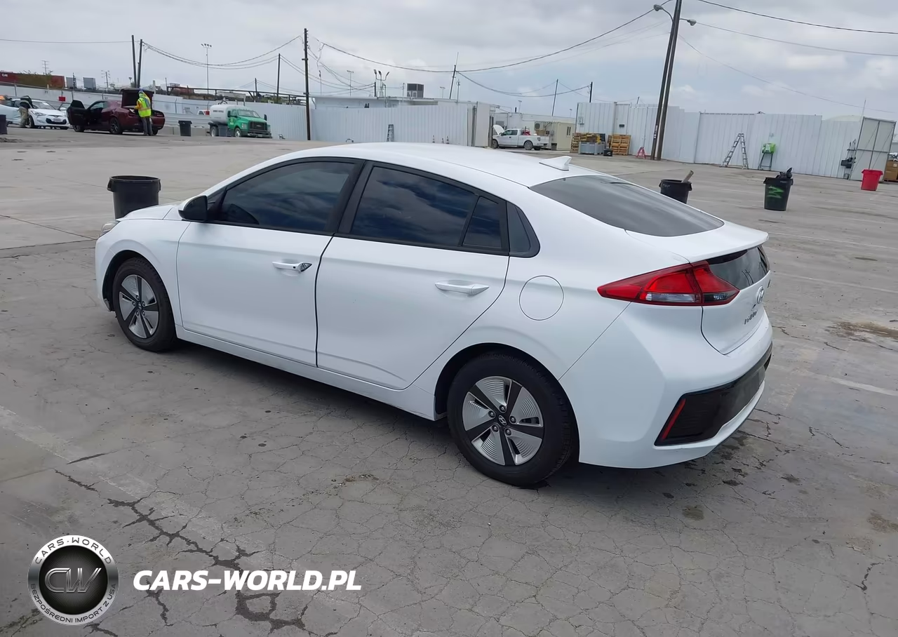 2017 Hyundai Ioniq Hybrid Blue VIN:KMHC65LC7HU057262 - 3