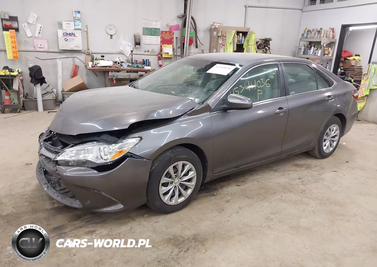 2016 Toyota Camry Le VIN:4T4BF1FK3GR530571 - 2