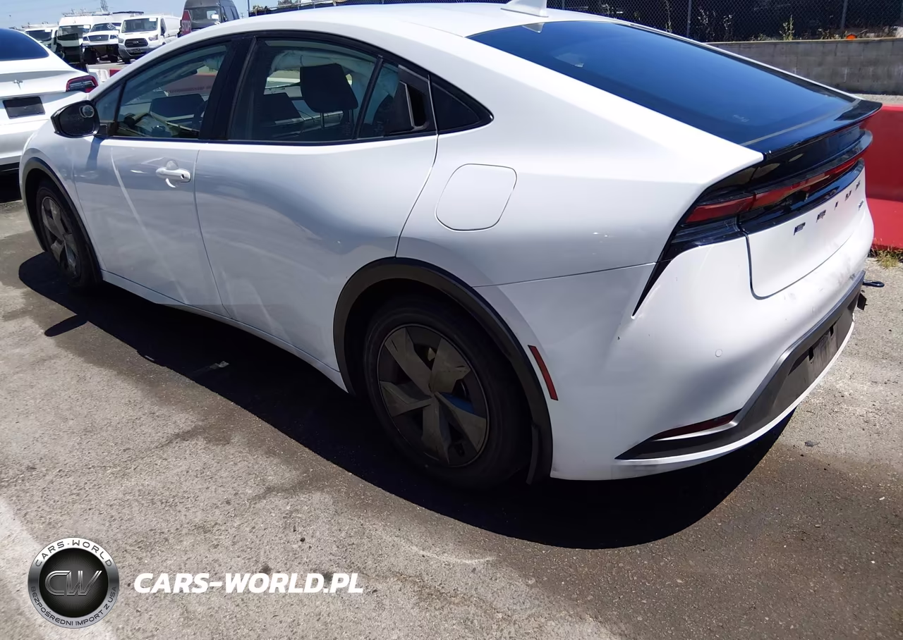 2023 Toyota Prius Le VIN:JTDACAAU8P3011856 - 3