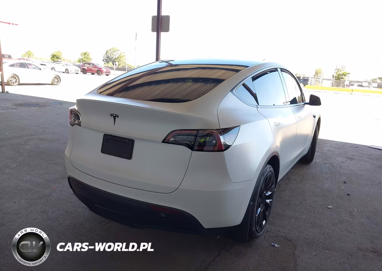 2022 Tesla Model Y Long Range Dual Motor All-Wheel Drive VIN:7SAYGDEE4NF402996 - 4