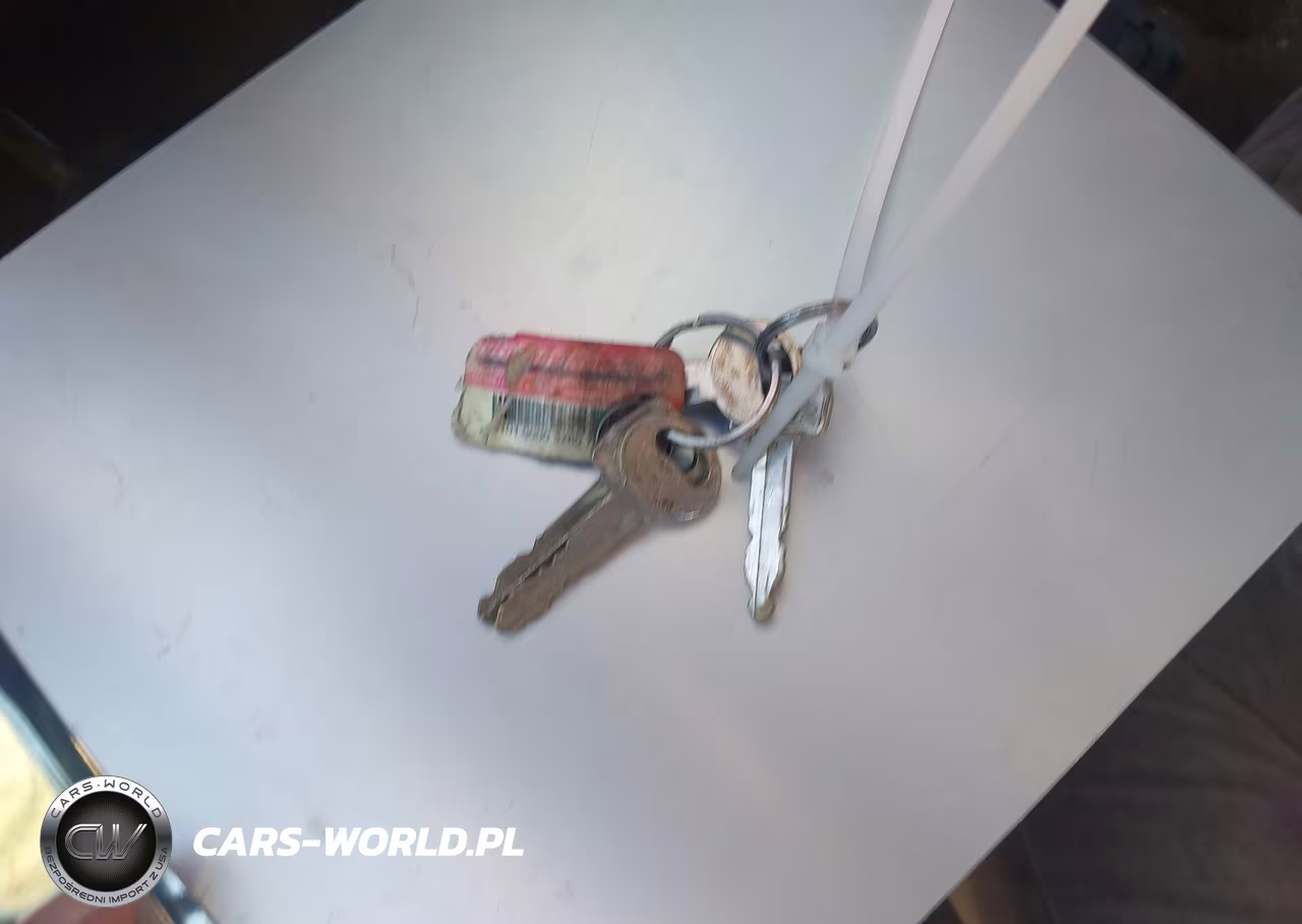 1988 Ford Bronco U100 VIN:1FMEU15H6JLA58642 - 11
