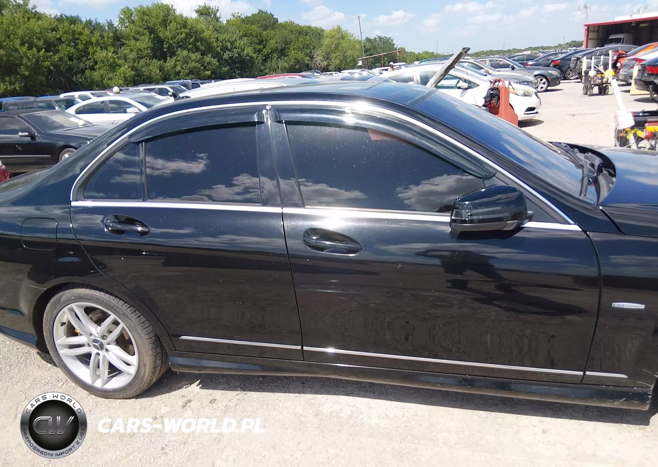 2012 Mercedes-Benz C 250 Luxury-Sport VIN:WDDGF4HB1CA599652 - 13