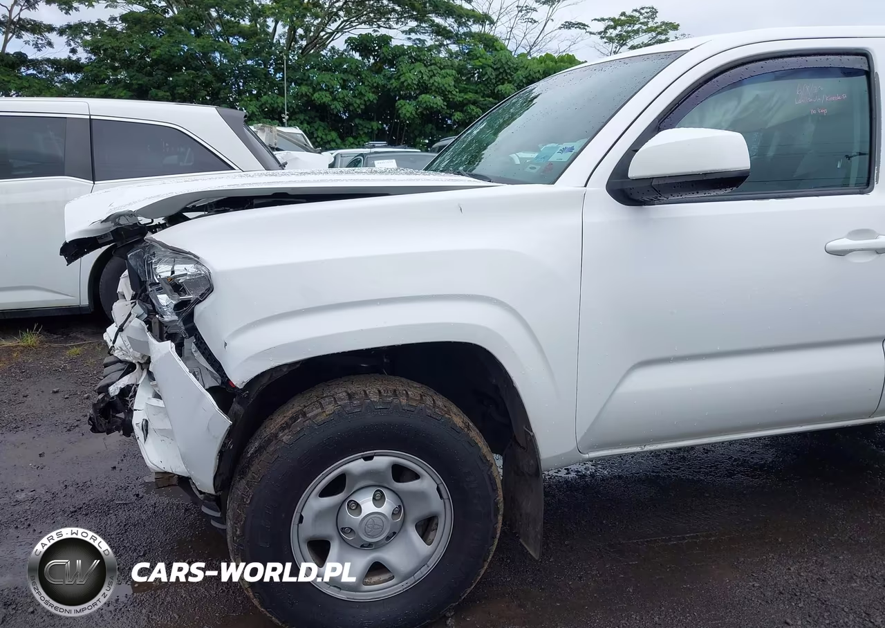 2018 Toyota Tacoma Sr V6 VIN:3TMCZ5AN9JM127208 - 18