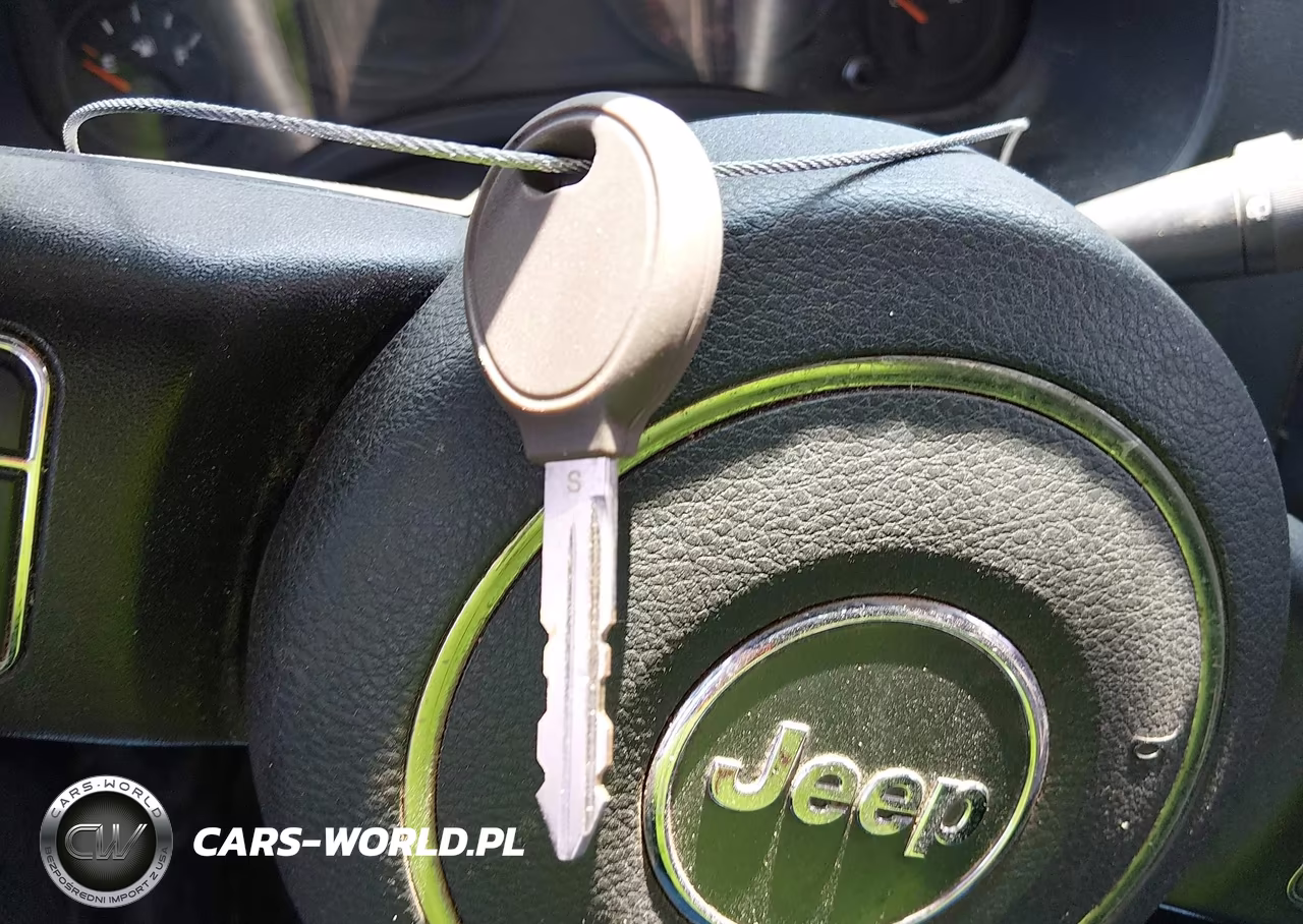 2014 Jeep Compass Sport VIN:1C4NJCBA8ED777276 - 11