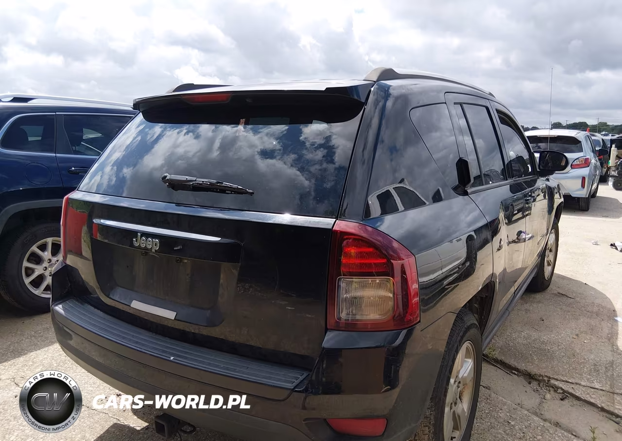 2014 Jeep Compass Sport VIN:1C4NJCBA8ED777276 - 4