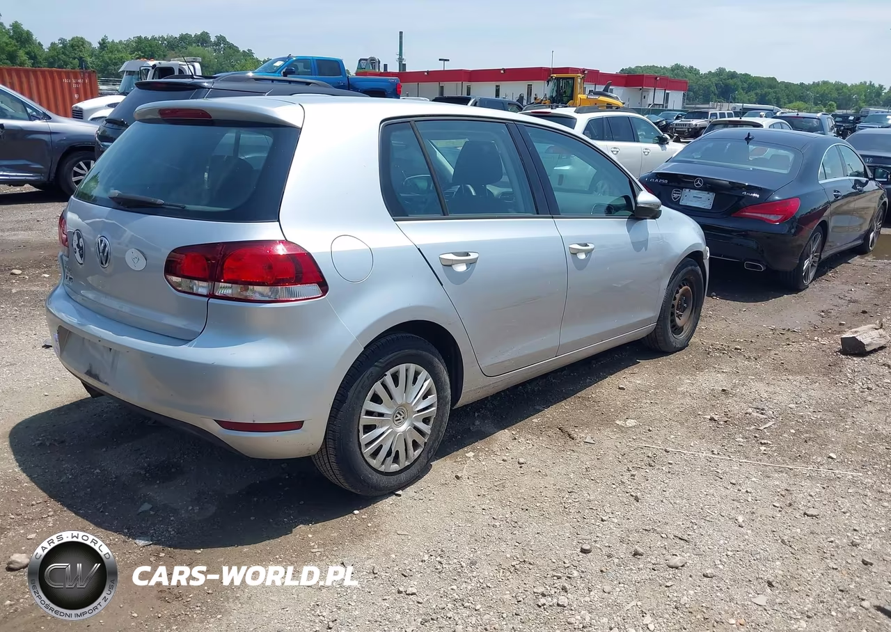 2014 Volkswagen Golf 2.5L VIN:WVWDB7AJ8EW005916 - 4
