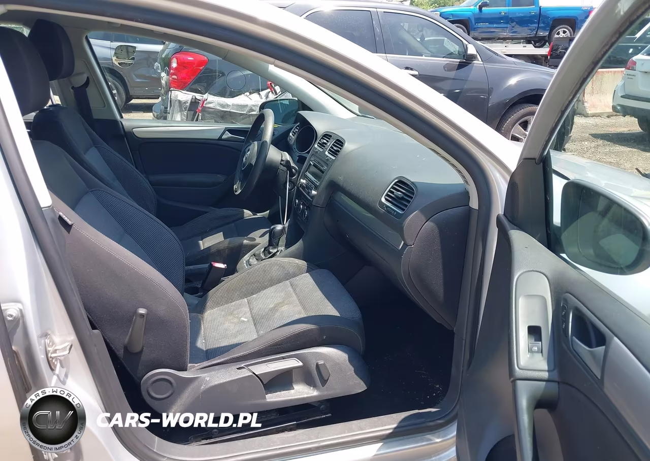 2014 Volkswagen Golf 2.5L VIN:WVWDB7AJ8EW005916 - 5