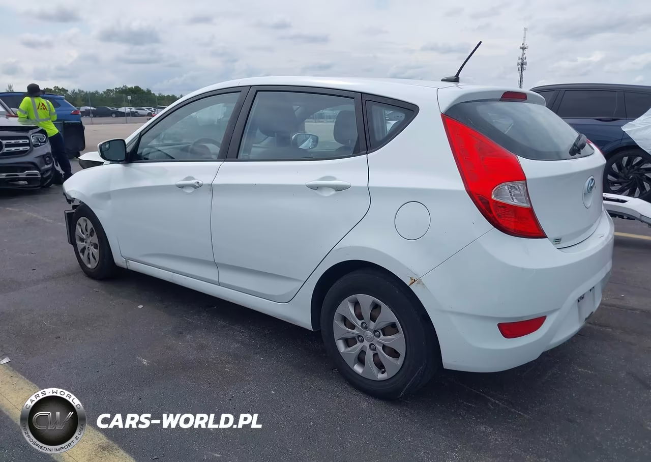 2016 Hyundai Accent Se VIN:KMHCT5AE7GU248224 - 3