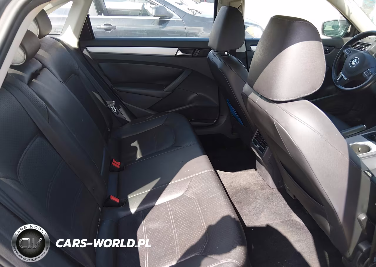 2013 Volkswagen Passat 2.0L Tdi Se VIN:1VWBN7A32DC088109 - 8