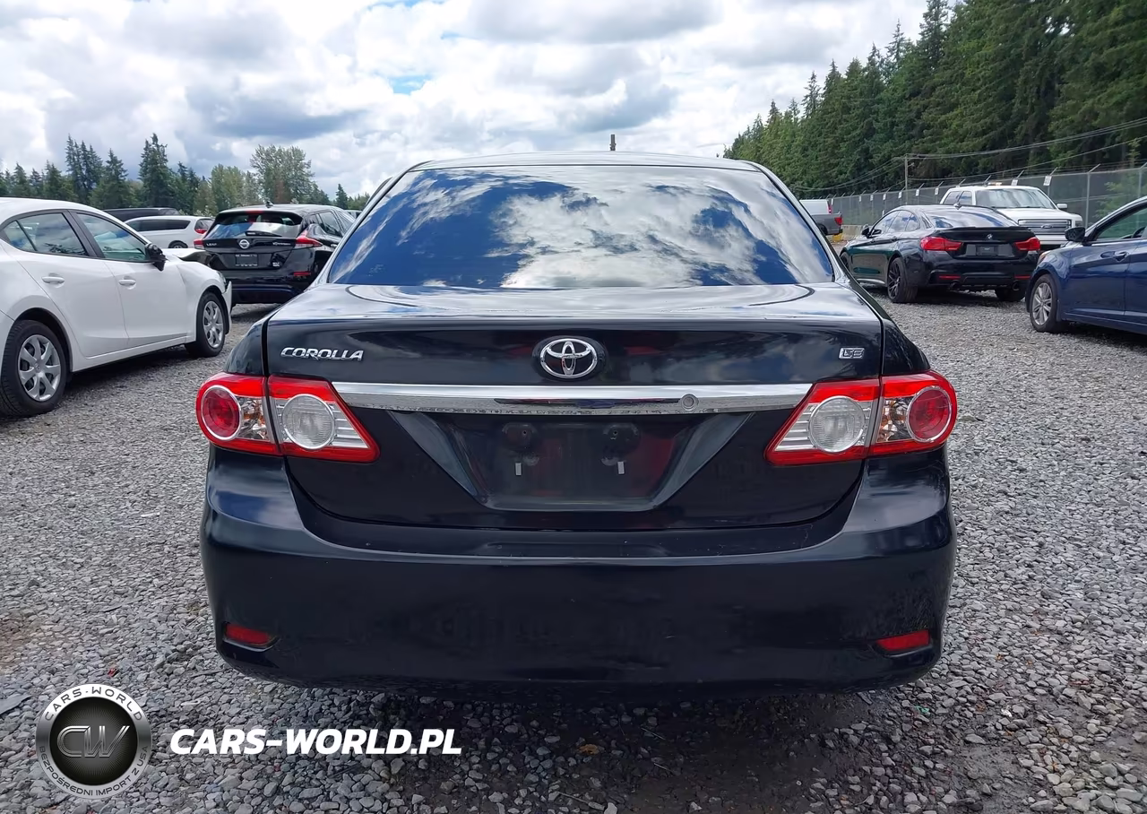 2011 Toyota Corolla Le VIN:JTDBU4EEXB9162726 - 17