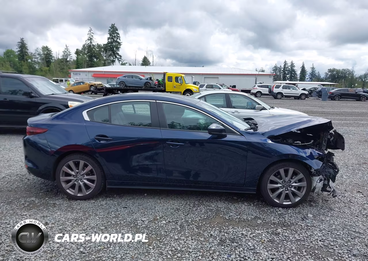 2021 Mazda Mazda3 Preferred VIN:3MZBPBCM8MM208867 - 14