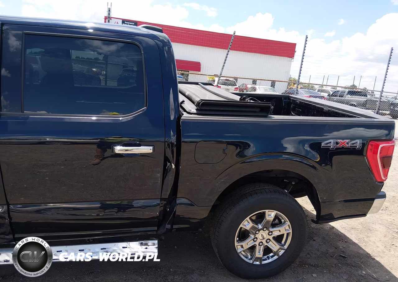 2023 Ford F-150 Xlt VIN:1FTFW1E89PKF91330 - 19