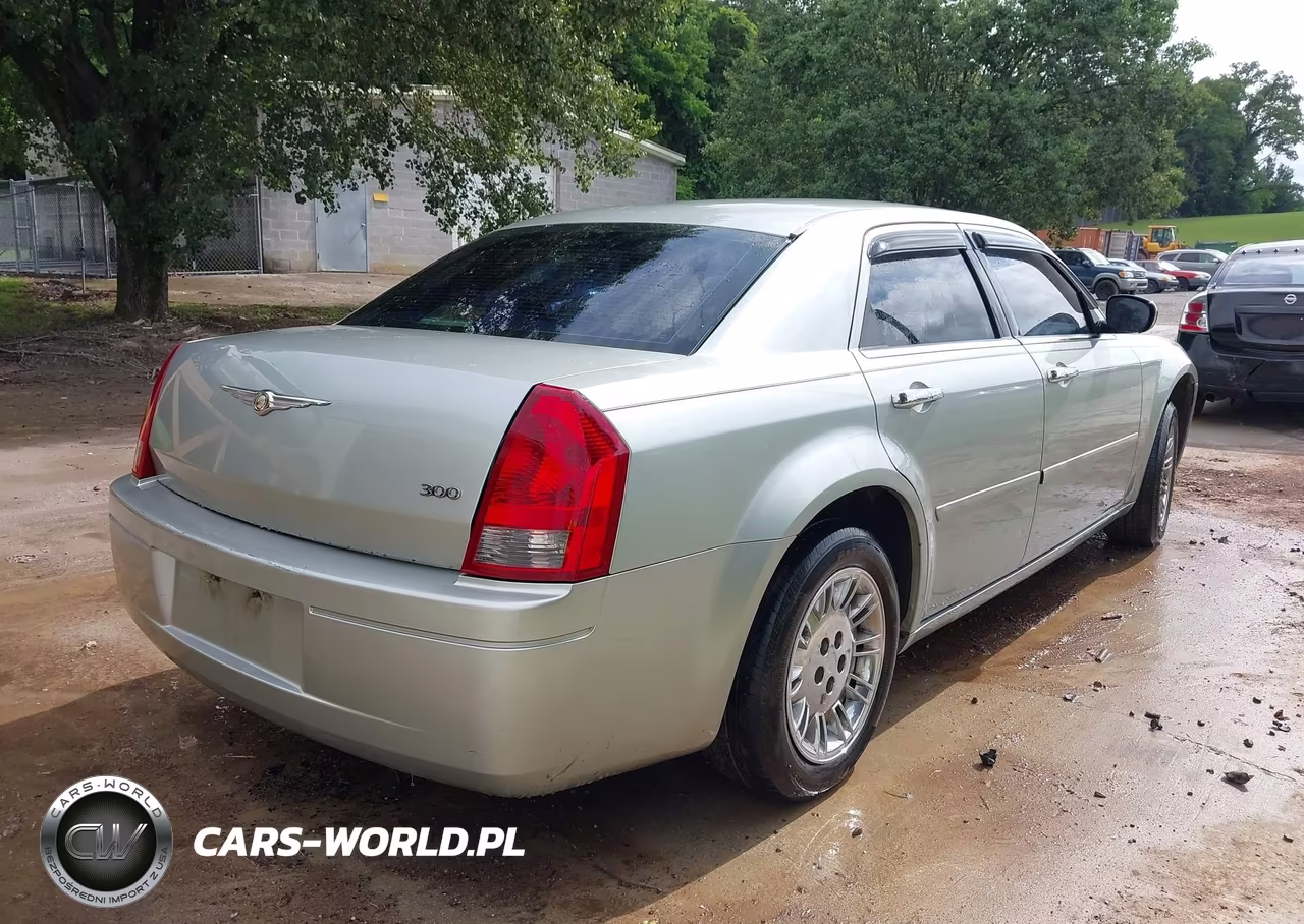 2006 Chrysler 300 VIN:2C3KA43R26H217792 - 4