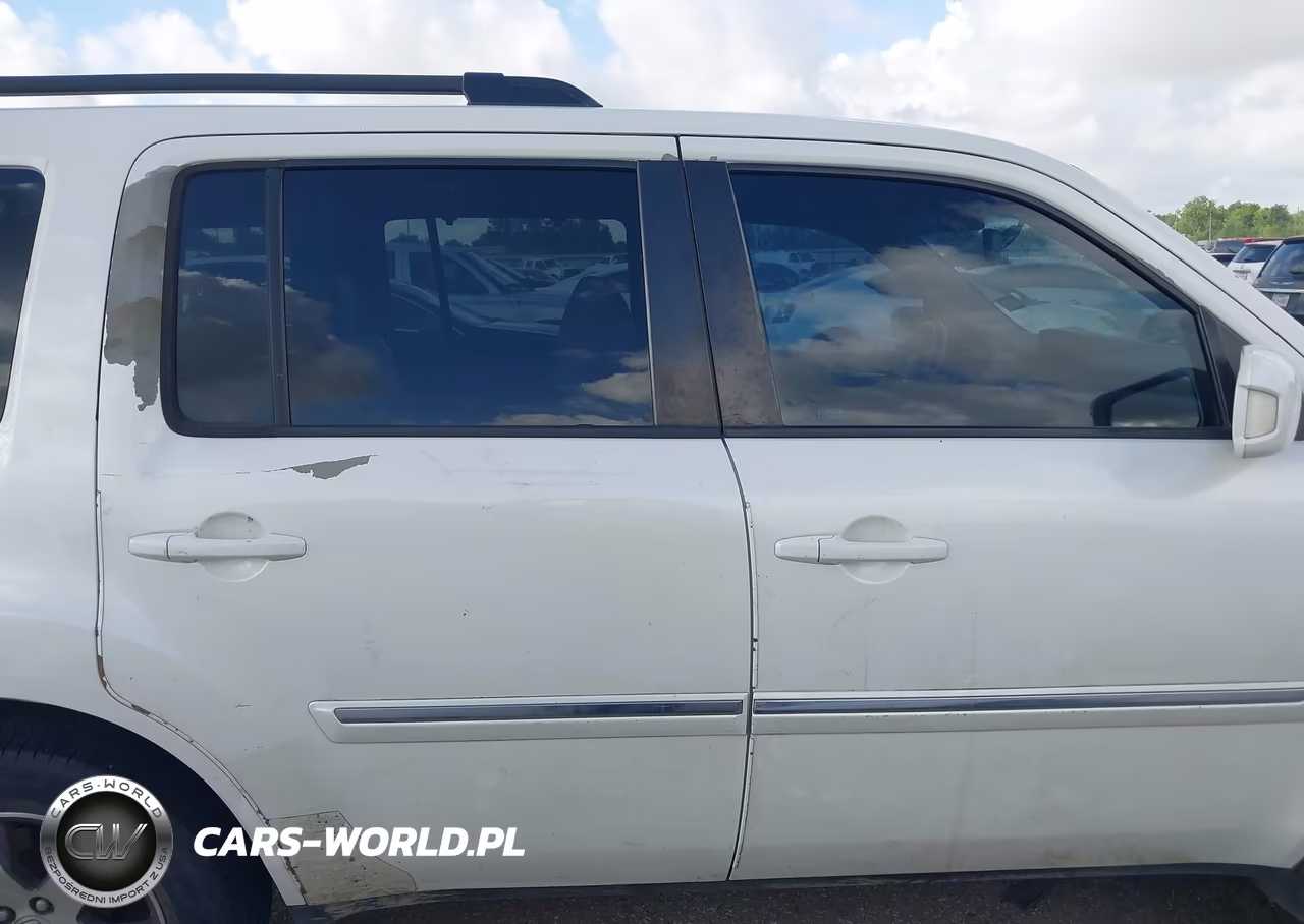 2013 Honda Pilot Touring VIN:5FNYF3H99DB026383 - 13