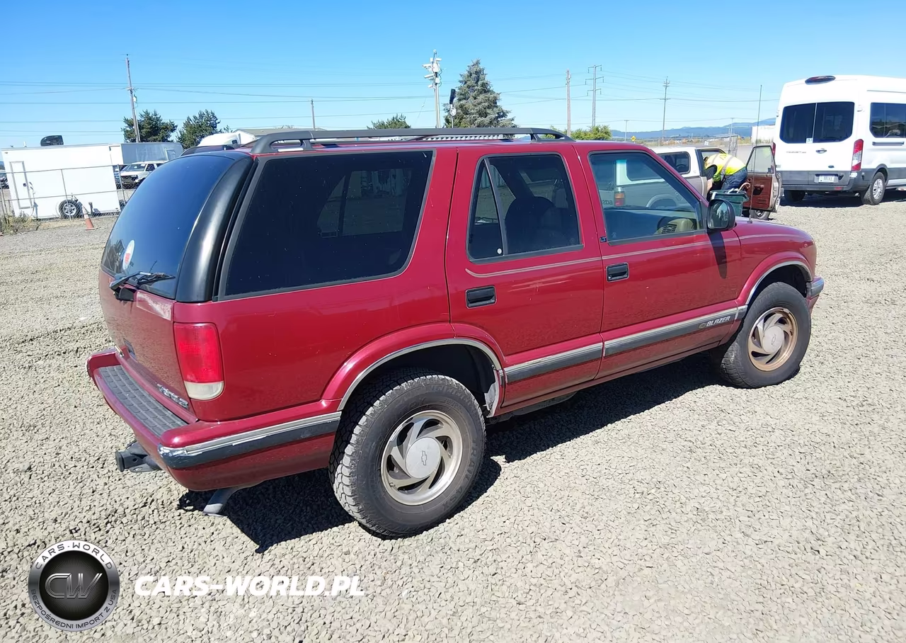 1997 Chevrolet Blazer Lt VIN:1GNDT13W6V2254443 - 4