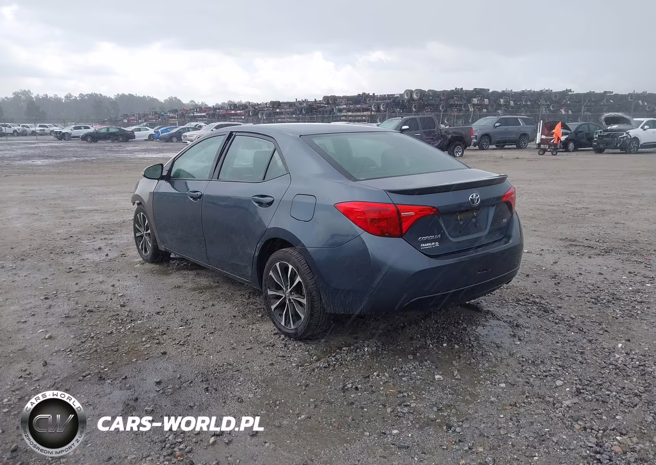 2018 Toyota Corolla Se VIN:2T1BURHE0JC995808 - 3