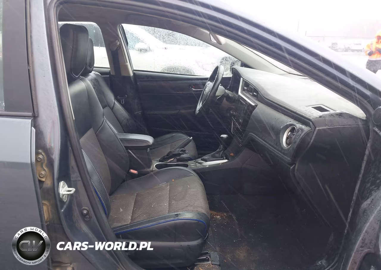 2018 Toyota Corolla Se VIN:2T1BURHE0JC995808 - 5