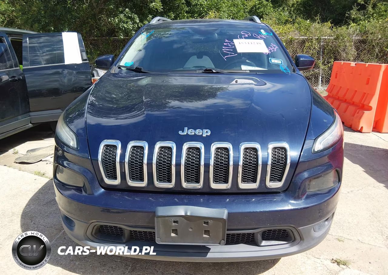 2015 Jeep Cherokee Latitude VIN:1C4PJLCB7FW655529 - 12