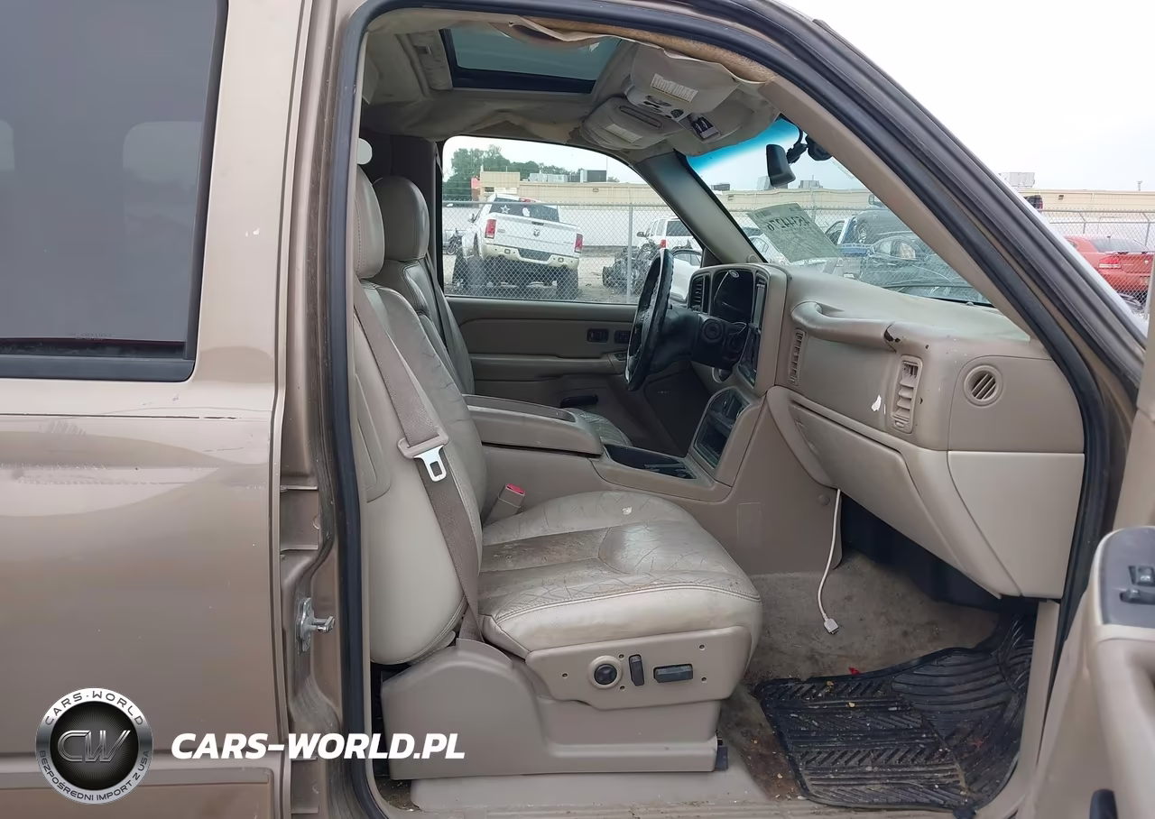2004 Chevrolet Suburban 1500 Lt VIN:1GNEC16Z14J193324 - 5