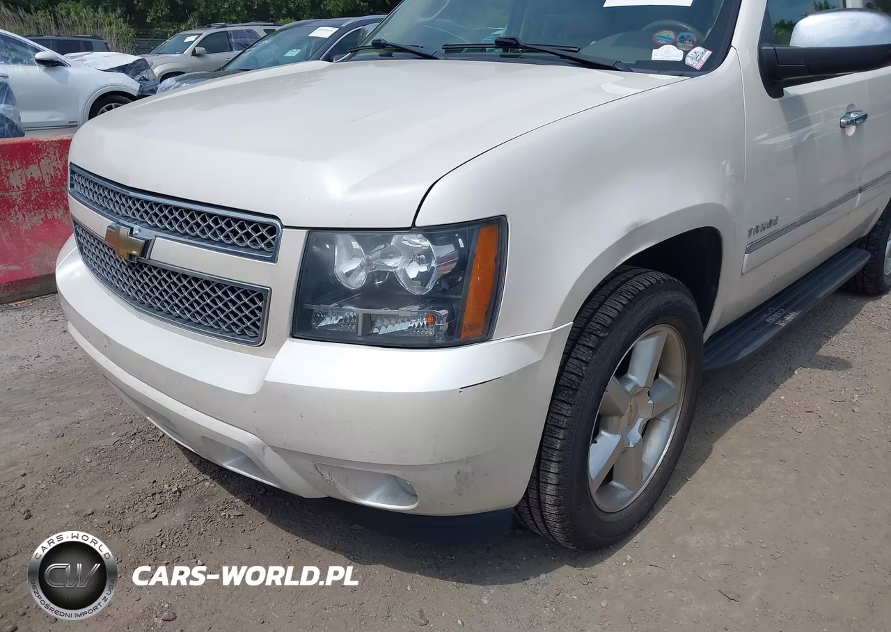 2011 Chevrolet Tahoe Ltz VIN:1GNSKCE00BR399186 - 6