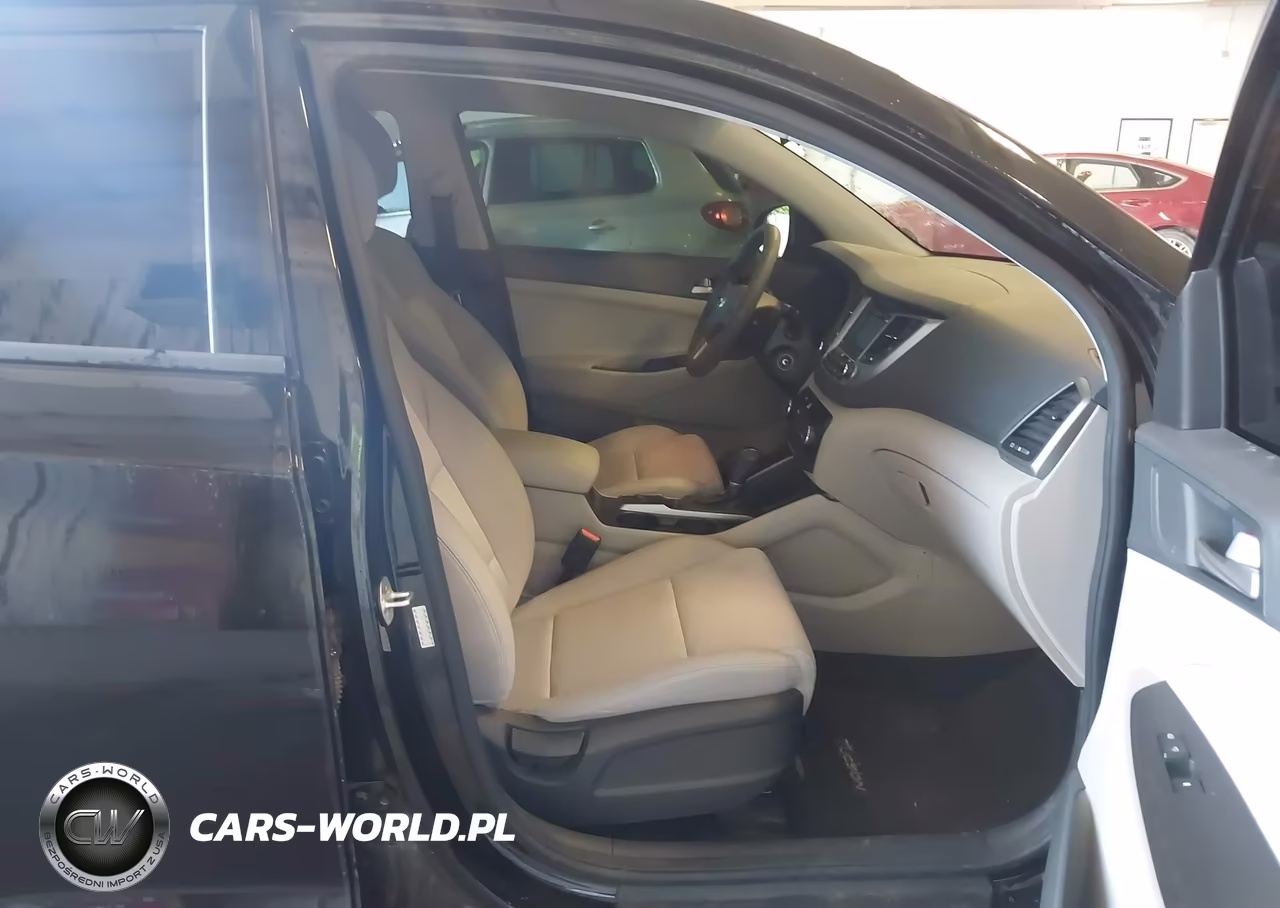 2018 Hyundai Tucson Se VIN:KM8J23A46JU659899 - 5