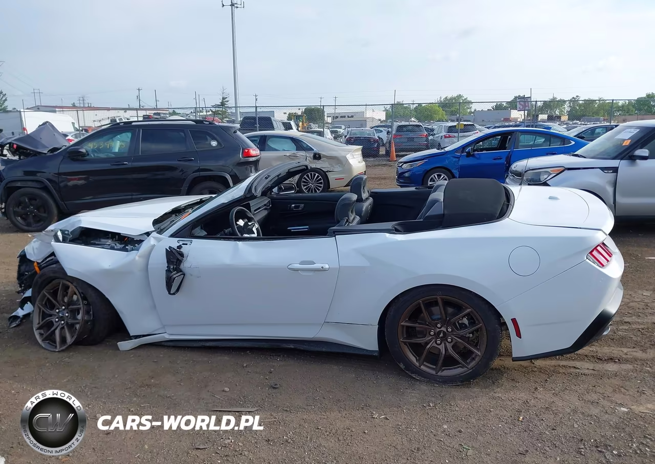 2026 Ford Mustang Ecoboost Premium VIN:1FAGP8UH2T5103765 - 15