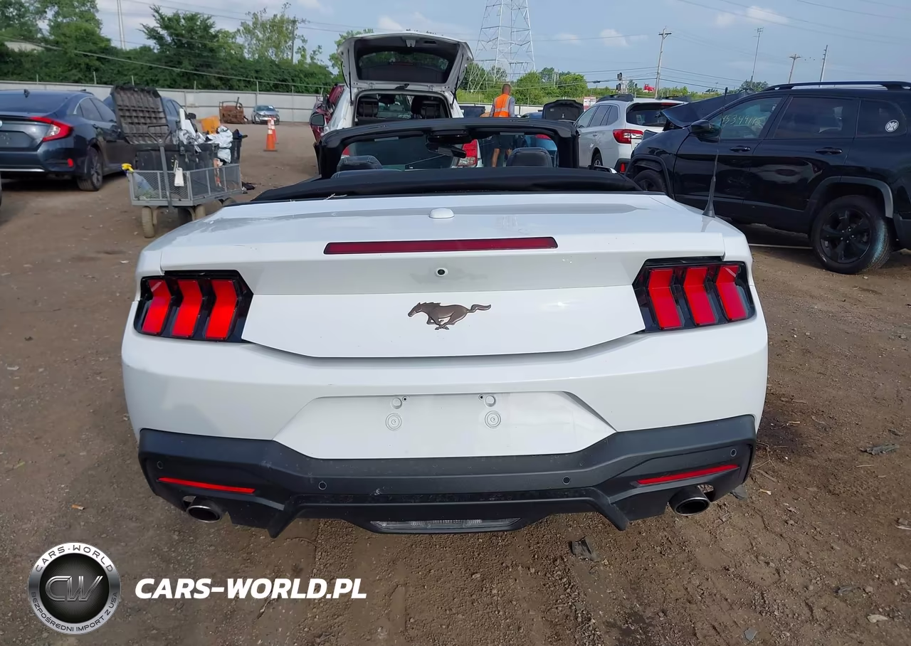 2026 Ford Mustang Ecoboost Premium VIN:1FAGP8UH2T5103765 - 17