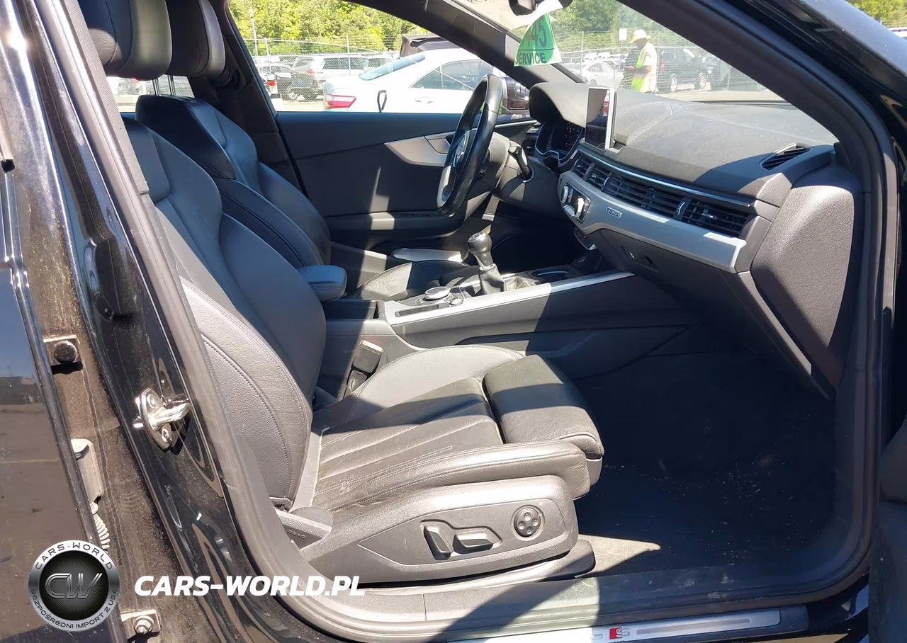2017 Audi A4 Premium Plus VIN:WAUPNAF43HN063816 - 5