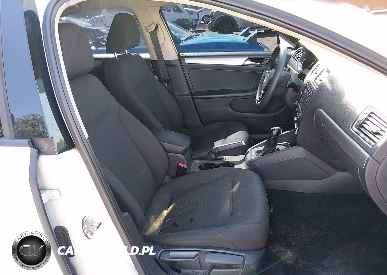 2016 Volkswagen Jetta 1.4T Se VIN:3VWD67AJ3GM373084 - 5