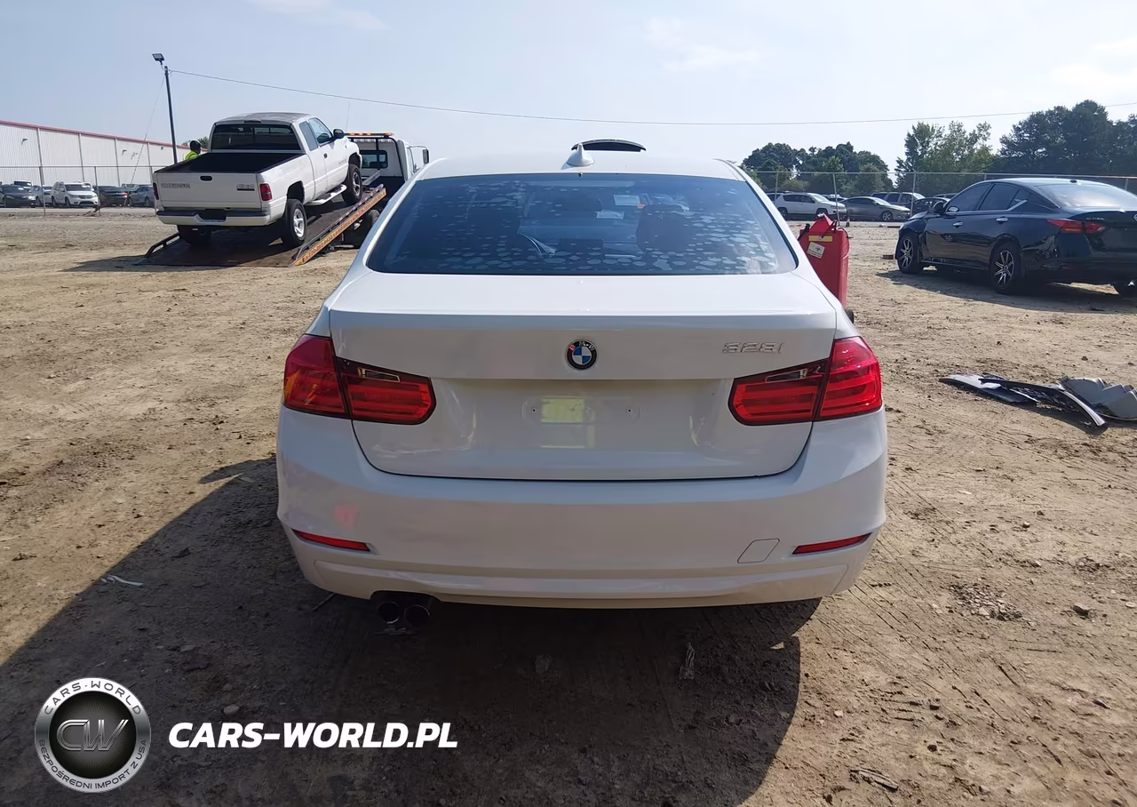 2012 BMW 328I VIN:WBA3A5C55CF344114 - 16