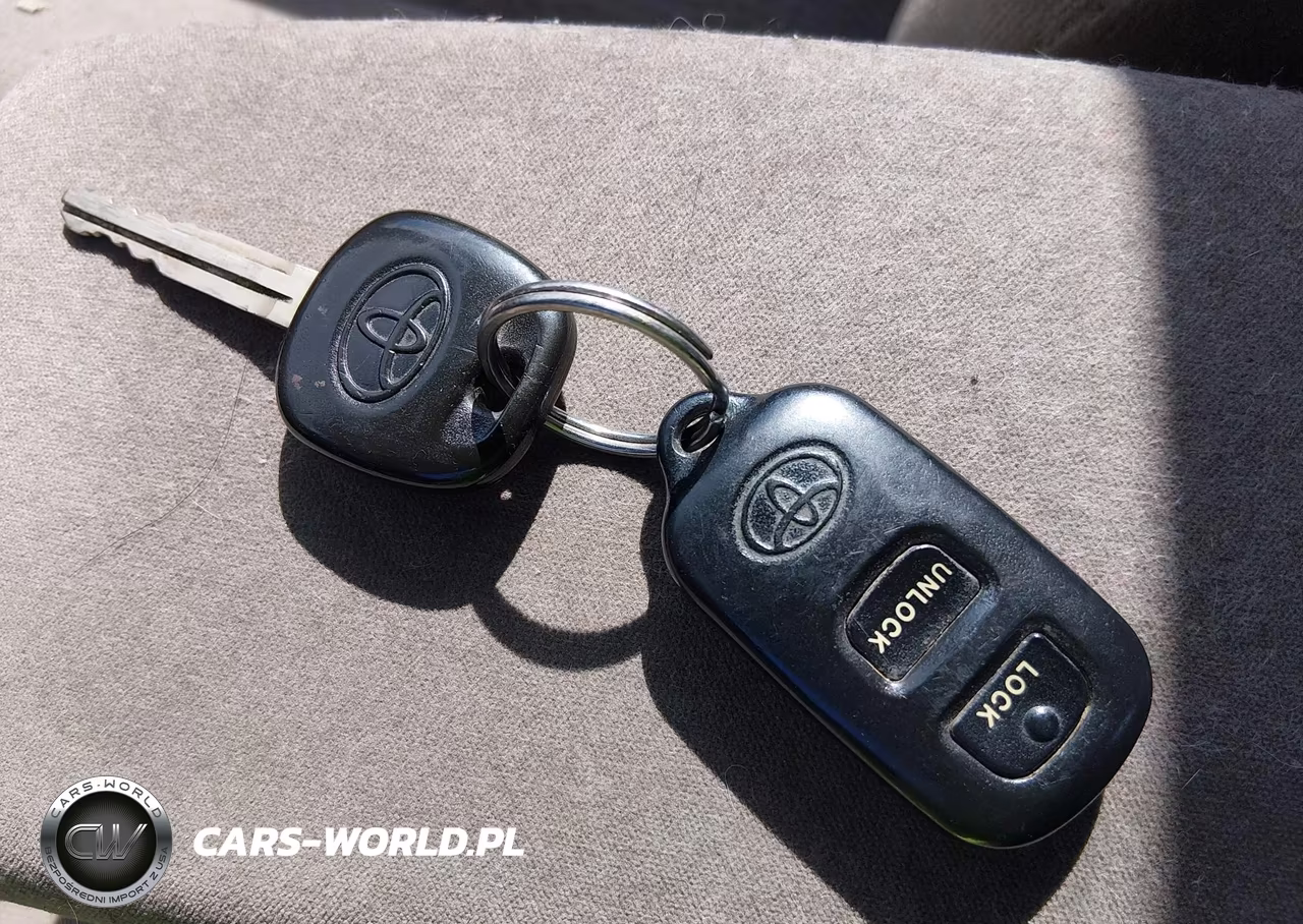 2006 Toyota Corolla Le VIN:2T1BR32E76C588258 - 11