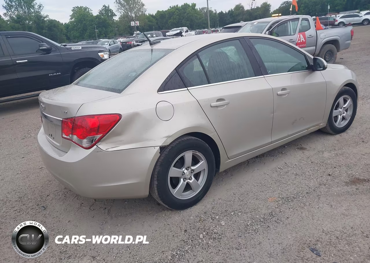 2014 Chevrolet Cruze 1Lt Auto VIN:1G1PC5SBXE7413097 - 4