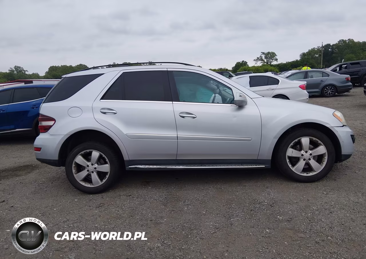 2010 Mercedes-Benz Ml 350 4Matic VIN:4JGBB8GB0AA562853 - 13