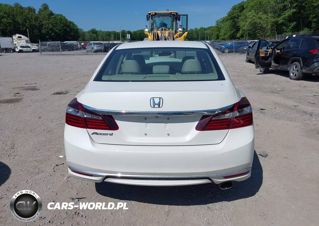 2017 Honda Accord Lx VIN:1HGCR2F39HA221541 - 16