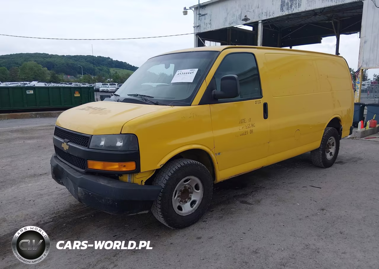 2018 Chevrolet Express 2500 Work Van VIN:1GCWGAFG4J1316402 - 2