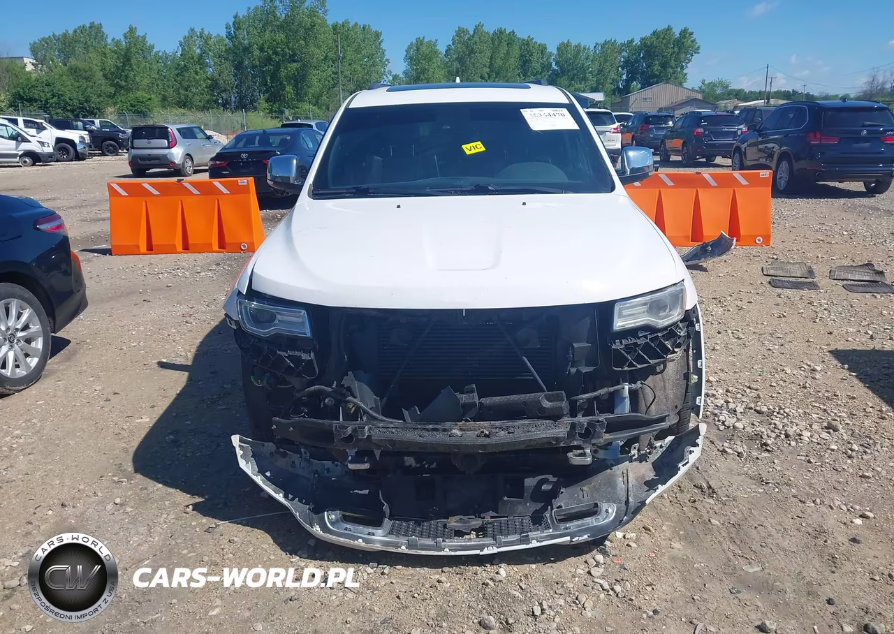 2015 Jeep Grand Cherokee Overland VIN:1C4RJFCM8FC730915 - 13