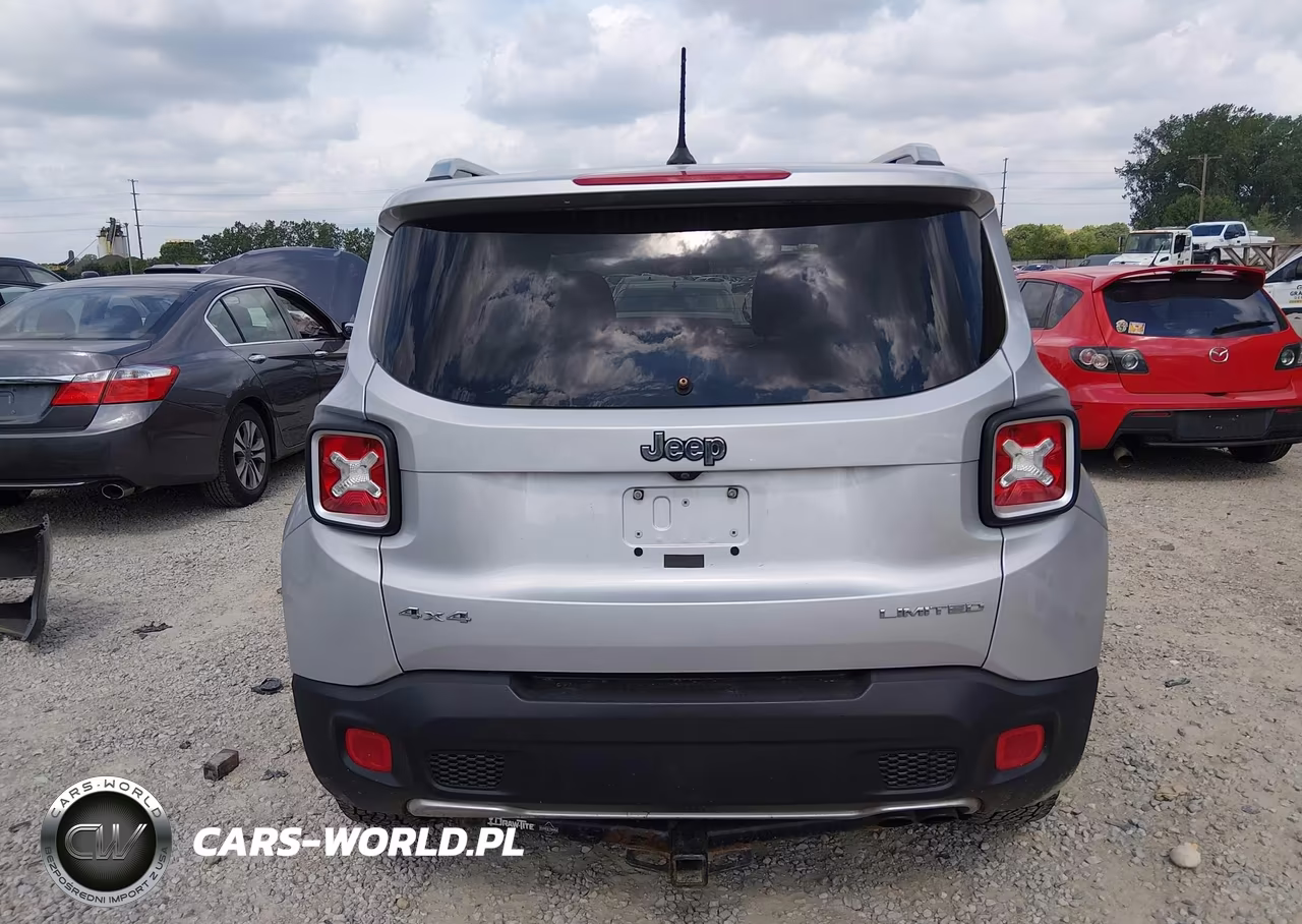 2015 Jeep Renegade Limited VIN:ZACCJBDT2FPC10872 - 16