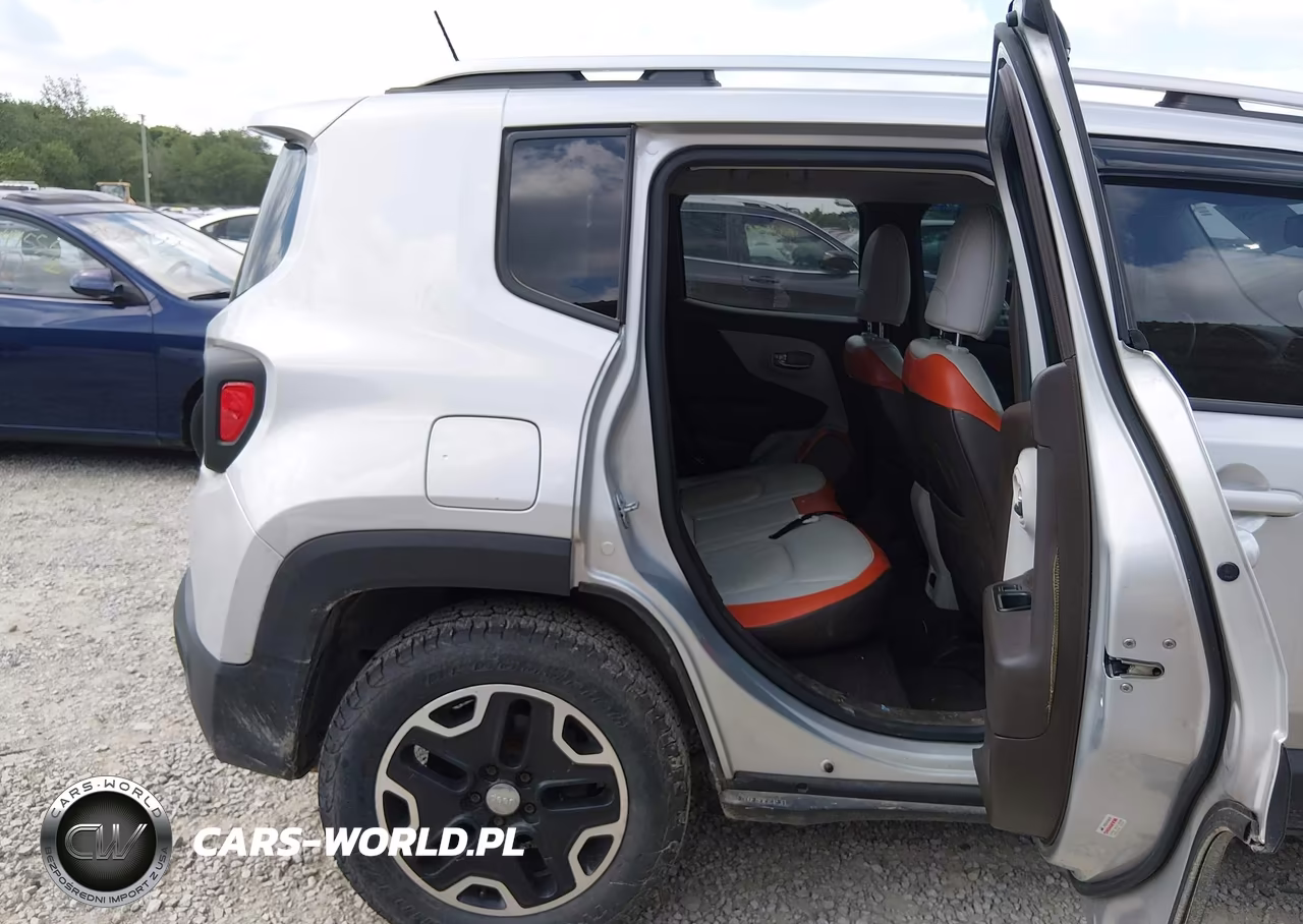 2015 Jeep Renegade Limited VIN:ZACCJBDT2FPC10872 - 8