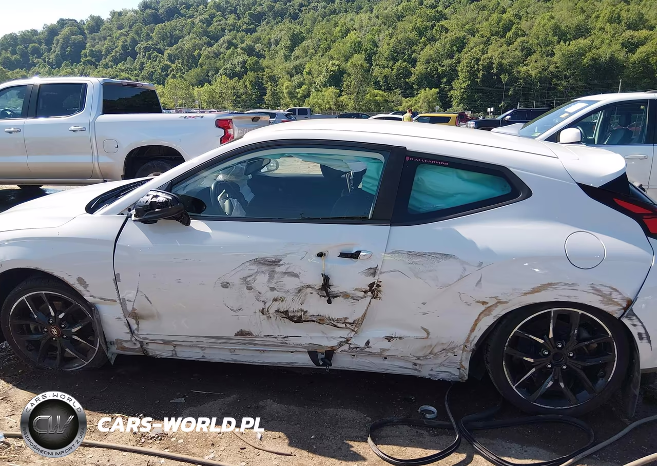 2020 Hyundai Veloster Turbo R-Spec VIN:KMHTH6AB3LU023760 - 15