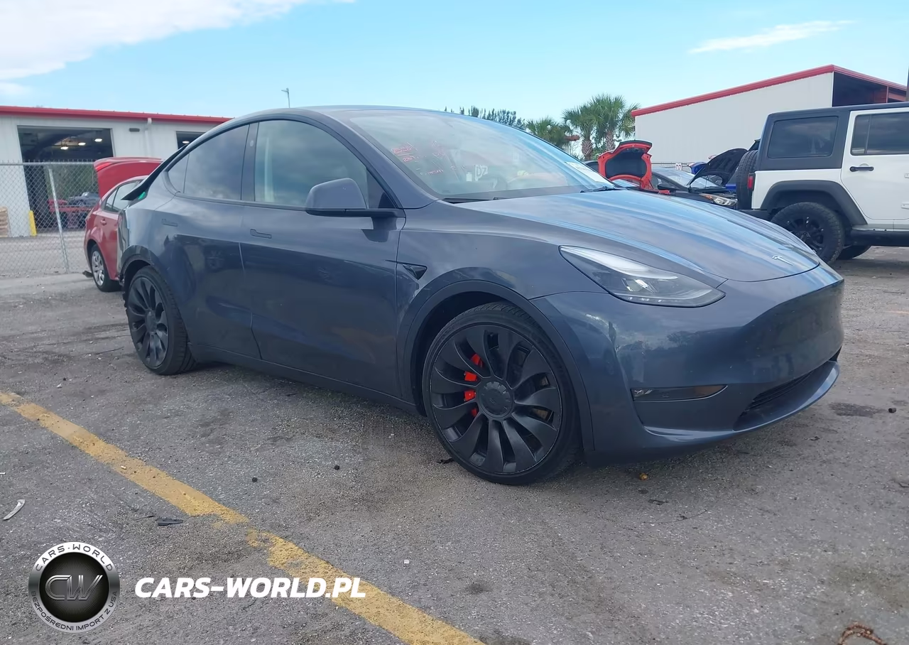 2023 Tesla Model Y Performance Dual Motor All-Wheel Drive – zdjęcie 1 z 14