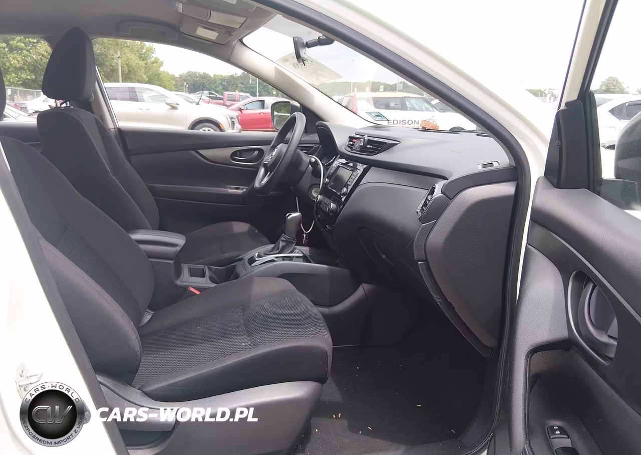 2019 Nissan Rogue Sport S VIN:JN1BJ1CR2KW335818 - 5