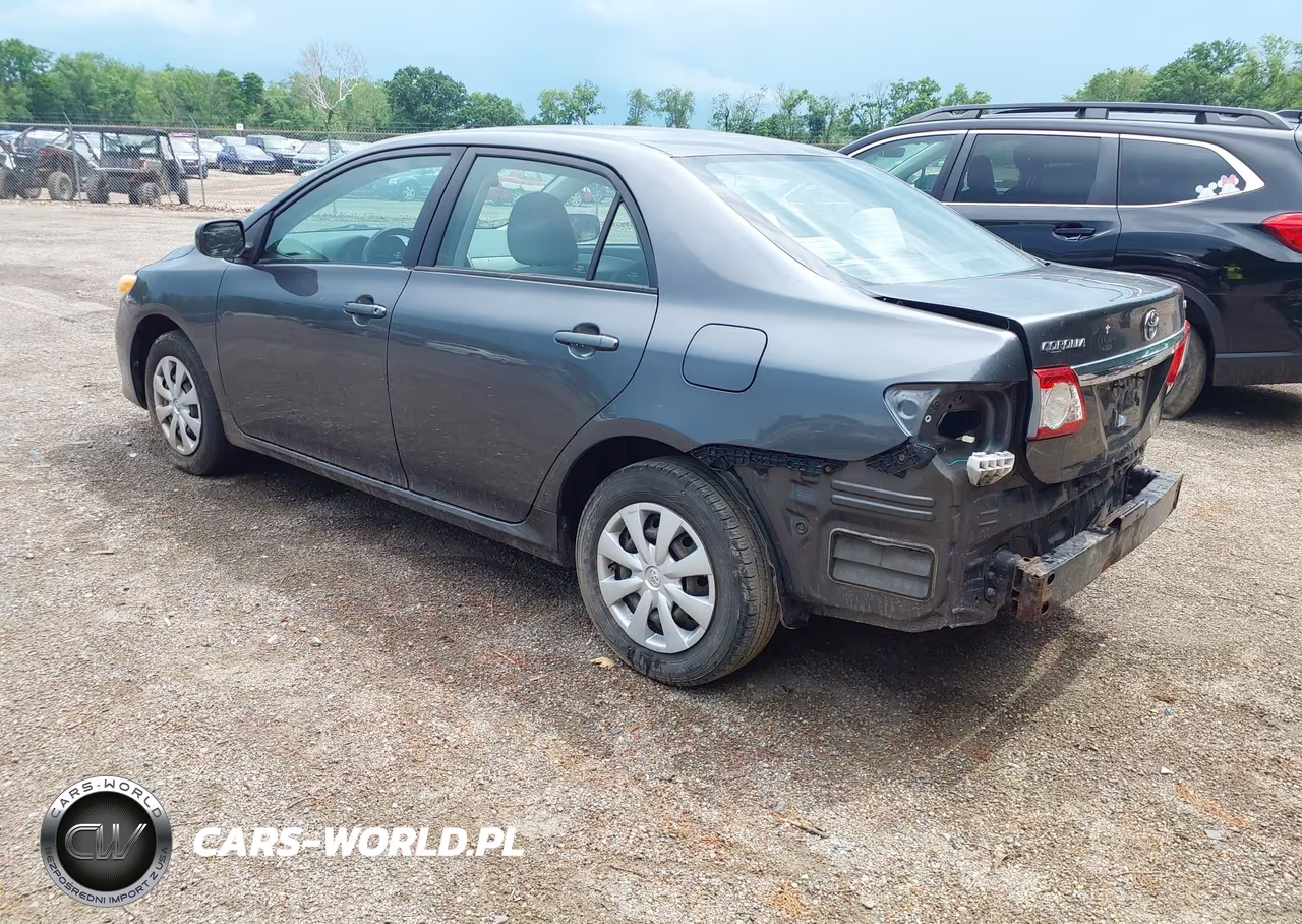 2011 Toyota Corolla Le VIN:2T1BU4EE9BC727414 - 3