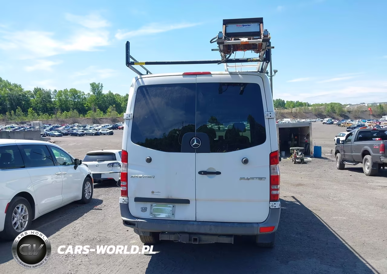 2015 Mercedes-Benz Sprinter 2500 Normal Roof VIN:WD4PE7DC6F5983233 - 15