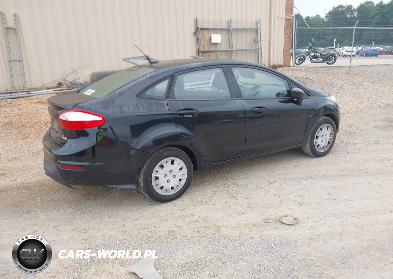 2018 Ford Fiesta S VIN:3FADP4AJ4JM138267 - 4