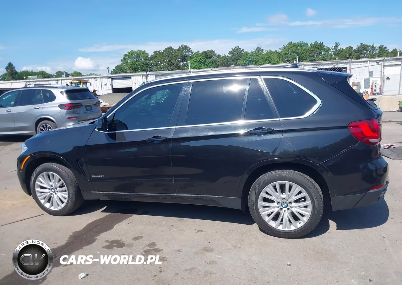 2017 BMW X5 xDrive35I VIN:5UXKR0C33H0X81644 - 14