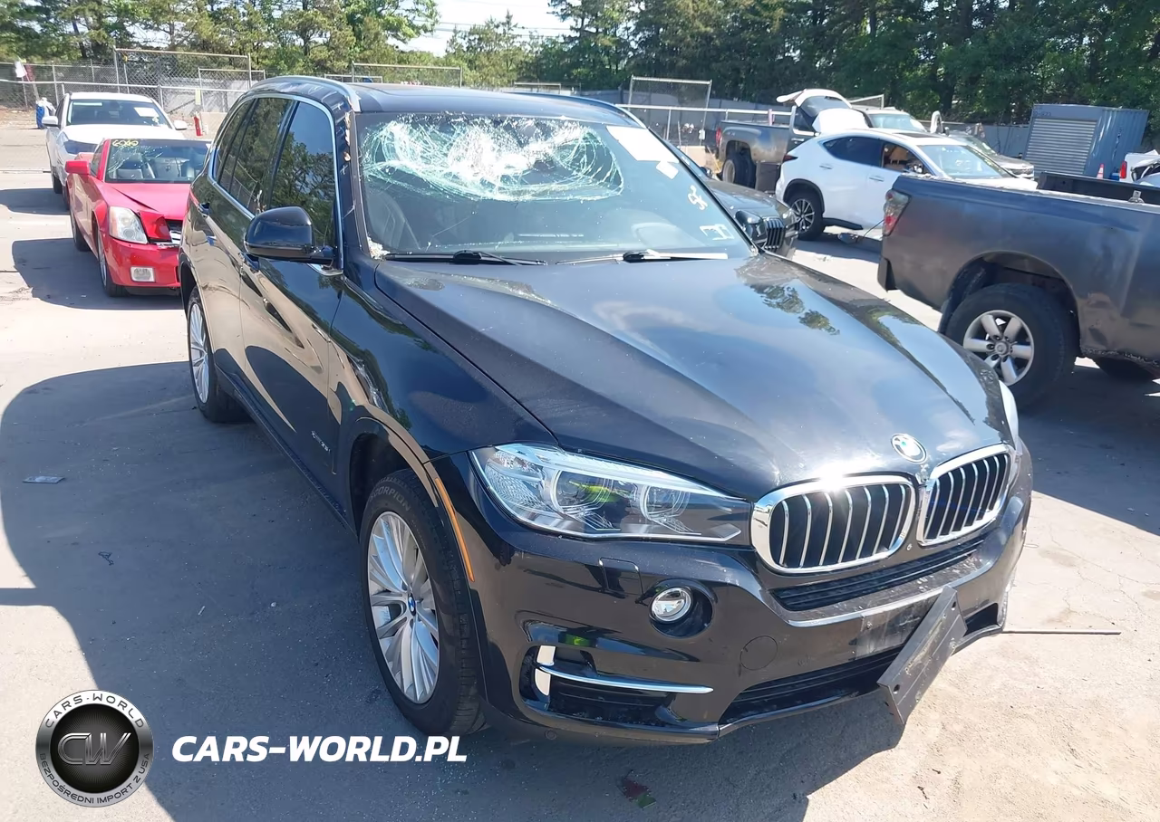 2017 BMW X5 xDrive35I VIN:5UXKR0C33H0X81644 - 6